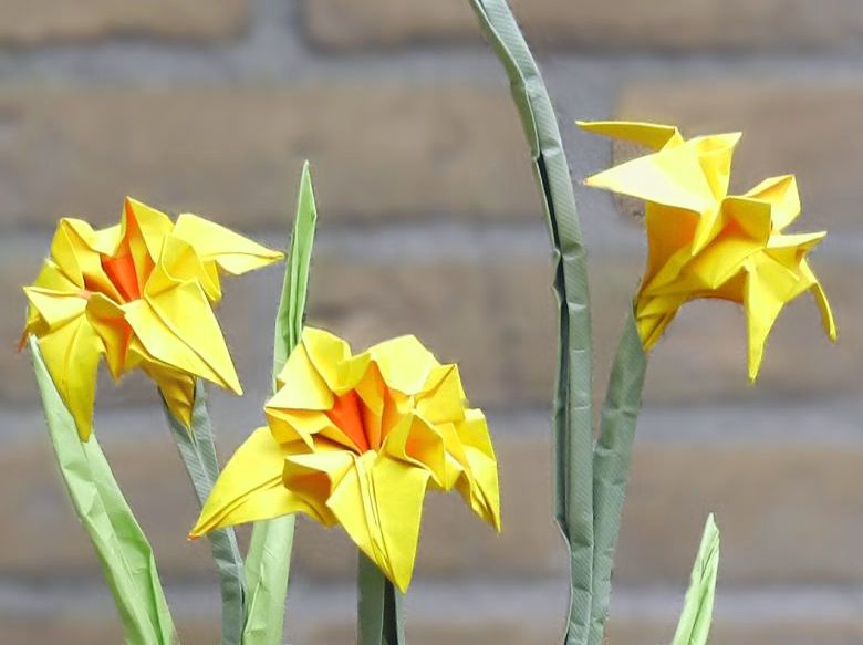 Origami Narcissus Flowers