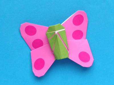 roze origami vlinder