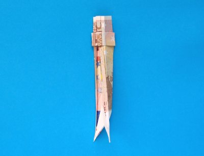 de eiffeltoren van geld vouwen