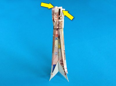 de eiffeltoren van geld vouwen