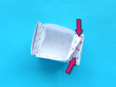 instructions for an origami giftbox