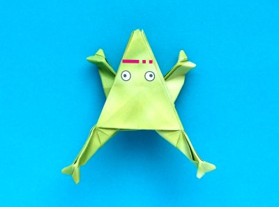 jumping origami frog folding instructions