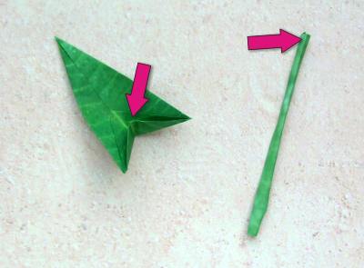 instructions for making the leaf of an origami anthurium