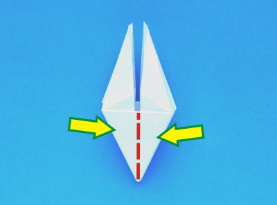 instructions for folding an origami lily with five petals