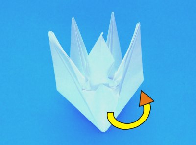 instructions for folding an origami lily with five petals