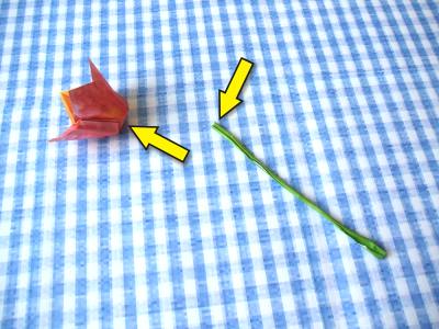instructions for making a modern origami tulip