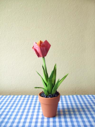 cute and modern looking origami tulip in a pot