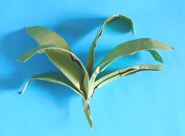 Origami leafs