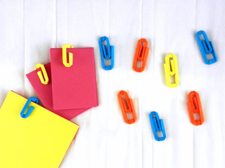 Paper Origami paper clips