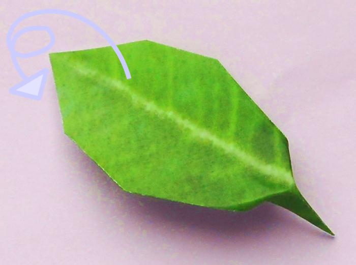 Fold an Origami Periwinkle Leaf