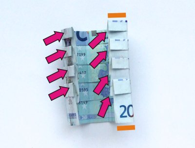 de toren van pisa van geld maken