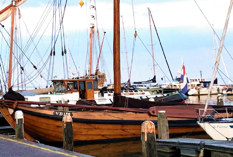 Harbor in Volendam