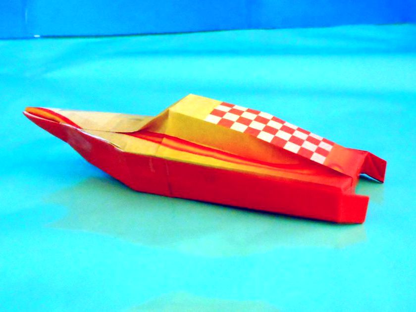 Origami Speedboat