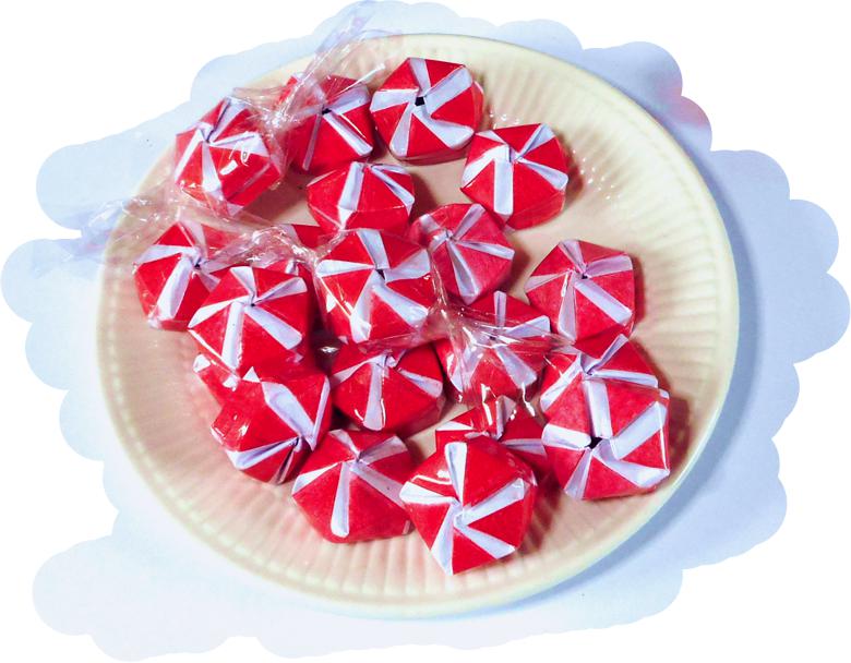 Pepermuntjes in een schaal Pepermuntjes in een schaal