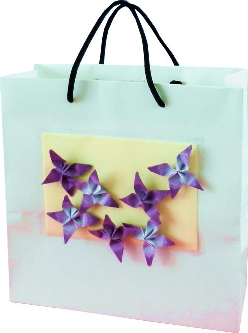 Tas met bloemen versiering Tas met bloemen versiering