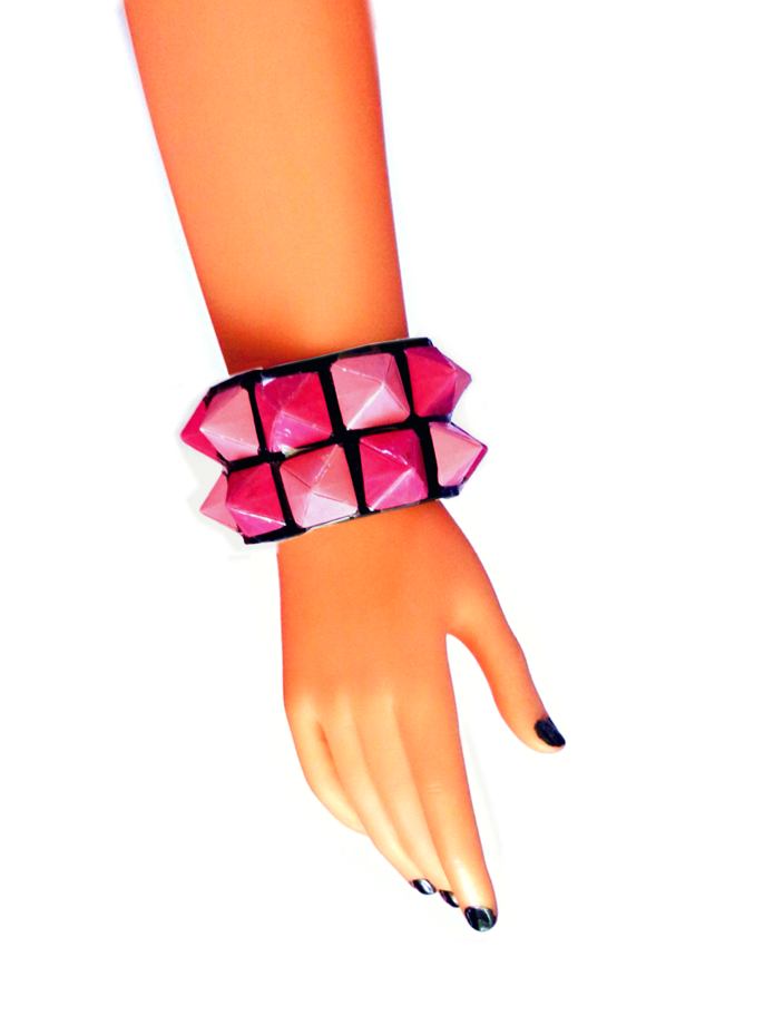 Armband met roze studs Armband met roze studs