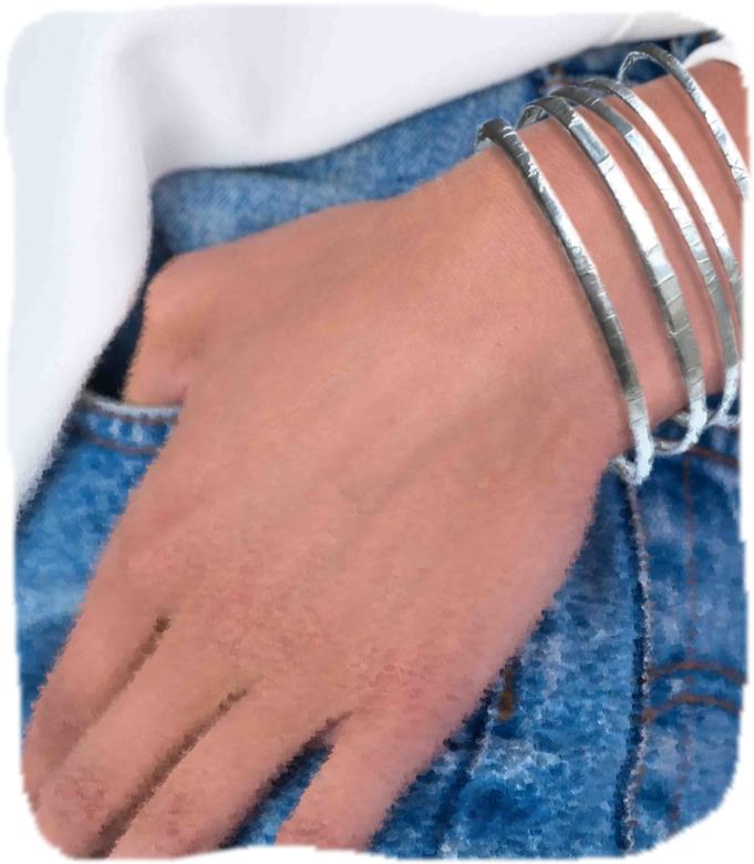 Armbandjes van zilverpapier Armbandjes van zilverpapier