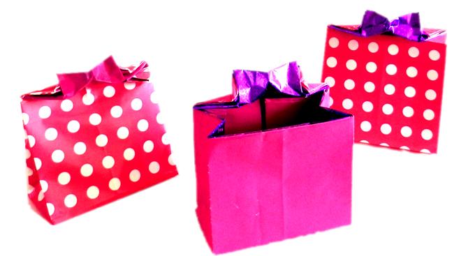 cadeauzakjes met strik cadeauzakjes met strik