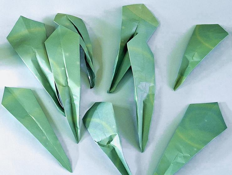 Origami leaves