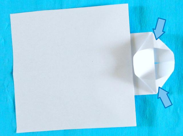 Fold an Origami Apron Fold an Origami Apron