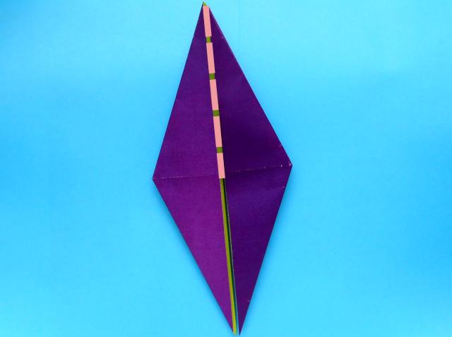 Origami Aubergine maken