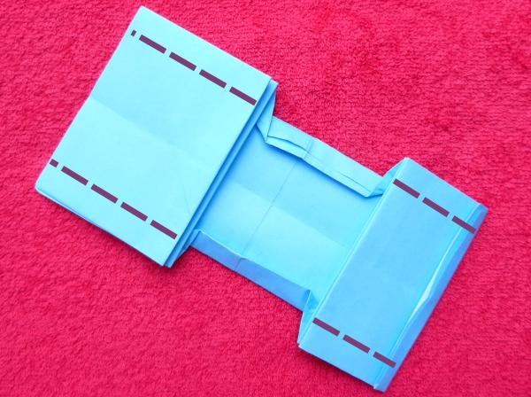Fold an Origami bed Fold an Origami bed