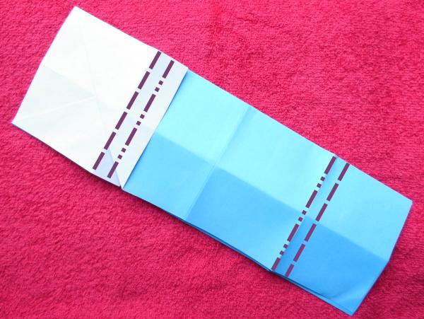Fold an Origami bed Fold an Origami bed