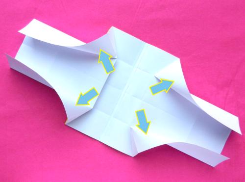 Make a paper Origami birdhouse