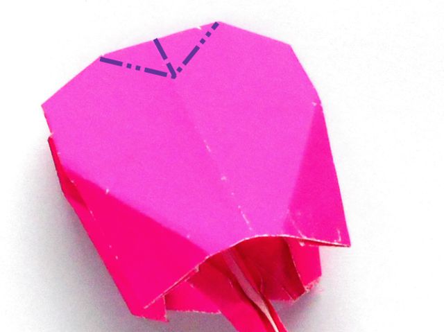 Make Origami Bleeding Hearts