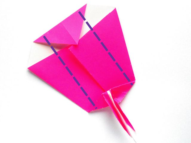 Make Origami Bleeding Hearts