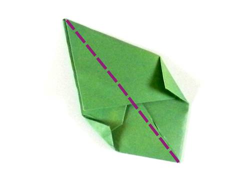 Folding an Origami Blueberry plant Folding an Origami Blueberry plant