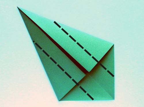 Fold an Origami Narcissus flower Fold an Origami Narcissus flower