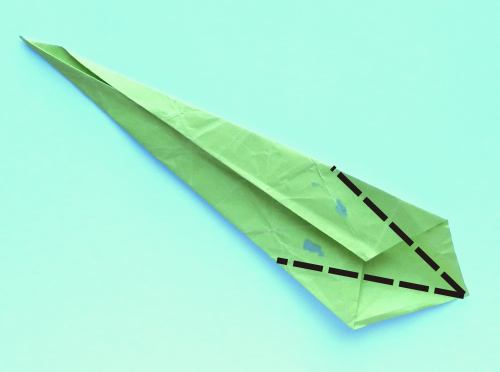 Fold an Origami Narcissus flower Fold an Origami Narcissus flower