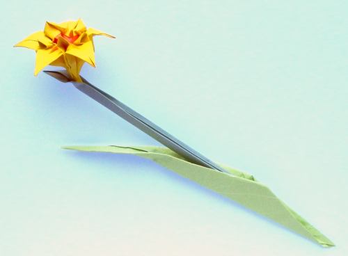 Origami Narcissus Flower