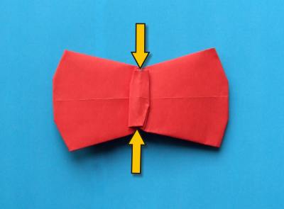 how to make an origami bow