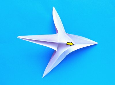 how to fold a cute origami bow with polkadot pattern how to fold a cute origami bow with polkadot pattern