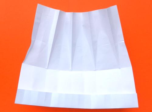Bowling kegels van papier maken Bowling kegels van papier maken