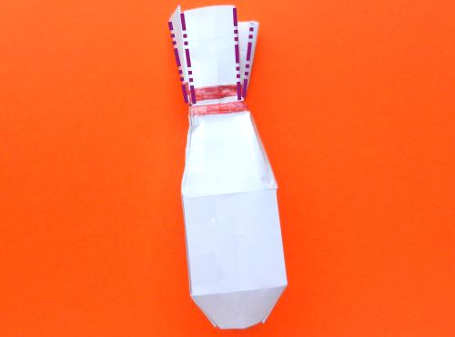 Make paper Origami bowling pins