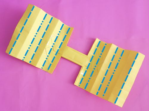 Een brug van papier maken Een brug van papier maken