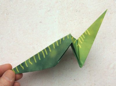 how to fold an origami brontosaurus