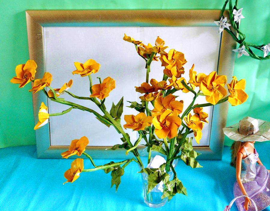 Origami Buttercup flowers Origami Buttercup flowers