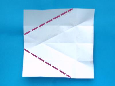 uitleg om een taart van papier te knutselen