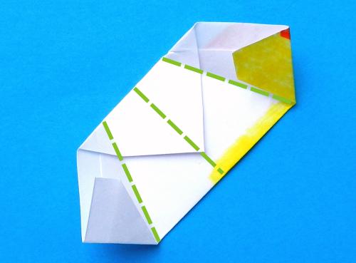 Origami Candy Corn folding tutorial