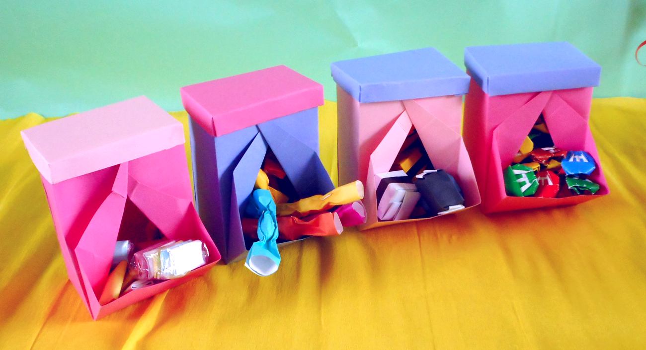 Origami snoep dispensers