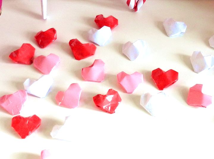 Origami candy hearts Origami candy hearts