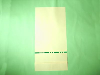 een origami kaartenrek een origami kaartenrek