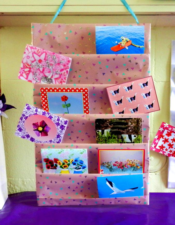 Paper card rack