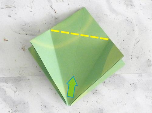 Origami Carrot Gift Box tutorial