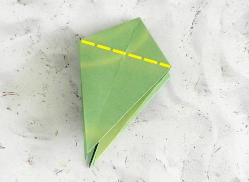 Origami Carrot Gift Box tutorial