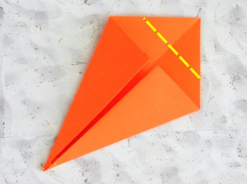 Origami Carrot Gift Box tutorial